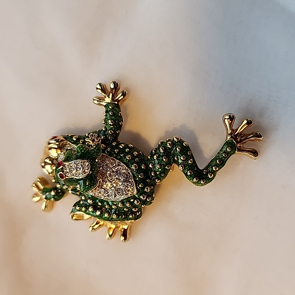 GLITZY Mama & Baby Fog pin PRE-OWNED